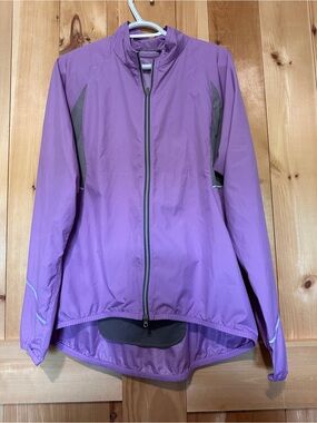 MEC Mountain Equipment Co-op Women’s XL Cycling Jacket Purple Windbreaker